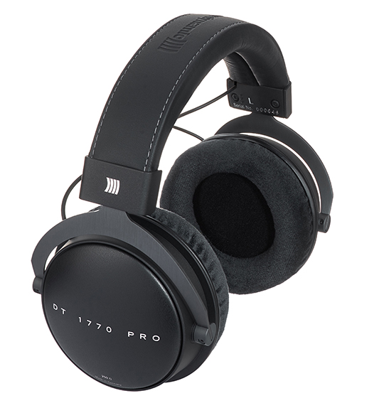 Beyerdynamic DT 1770 Pro Review | headphonecheck.com