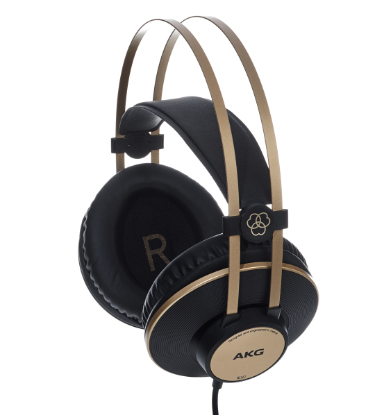 AKG K92 Review | headphonecheck.com