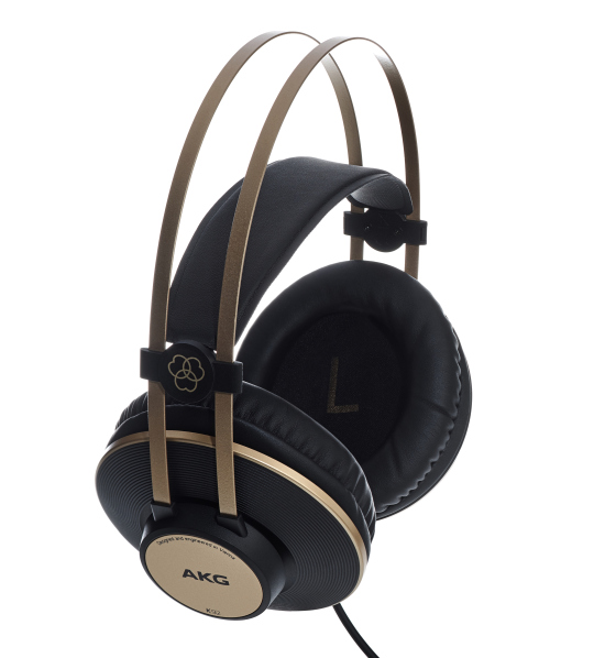 AKG K92 Review | headphonecheck.com