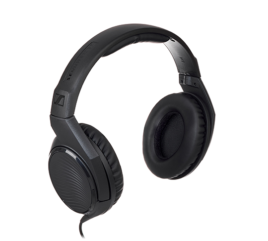 Sennheiser HD 200 Pro Review | headphonecheck.com