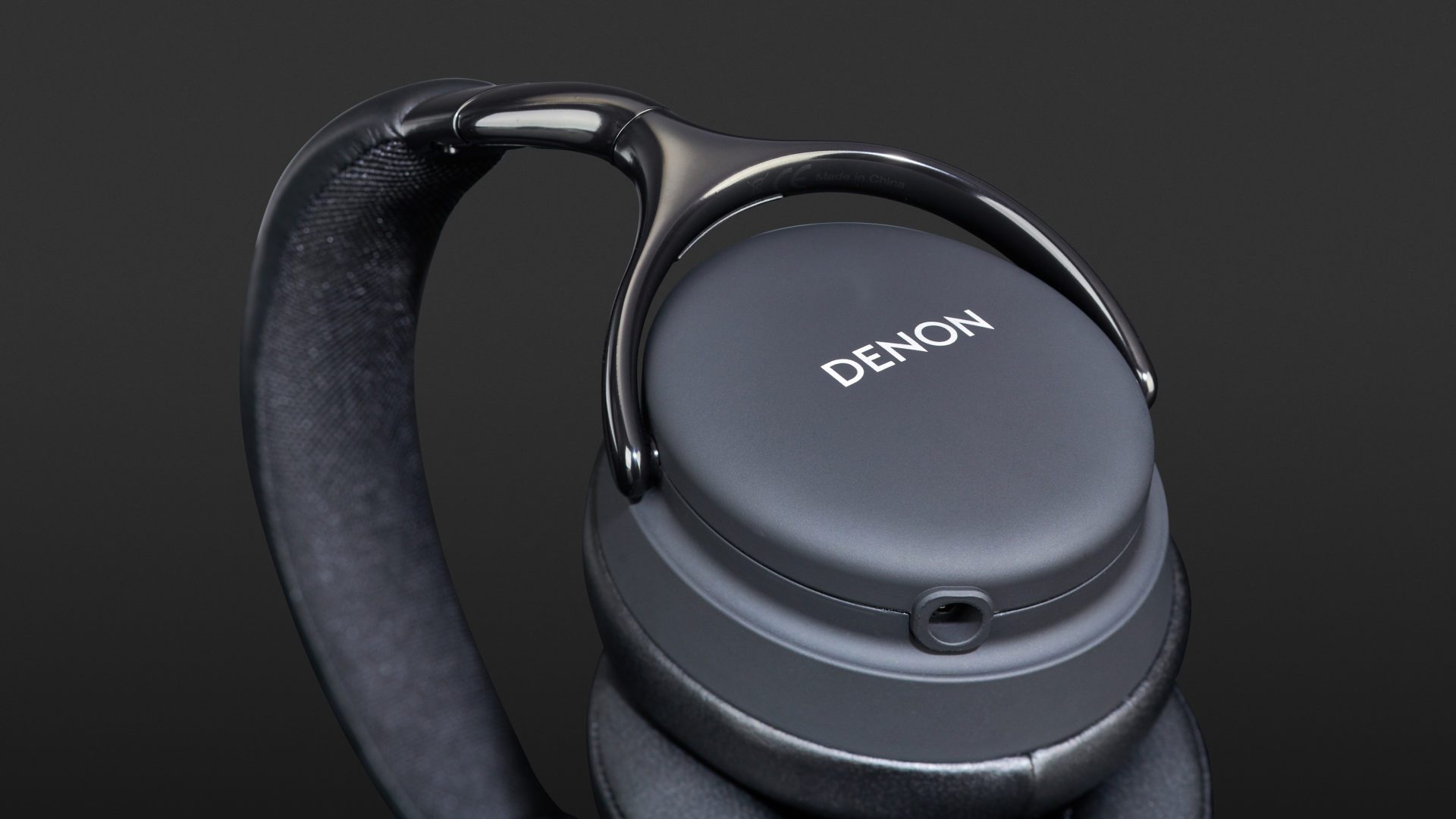 Denon AH-D1200 Review | headphonecheck.com