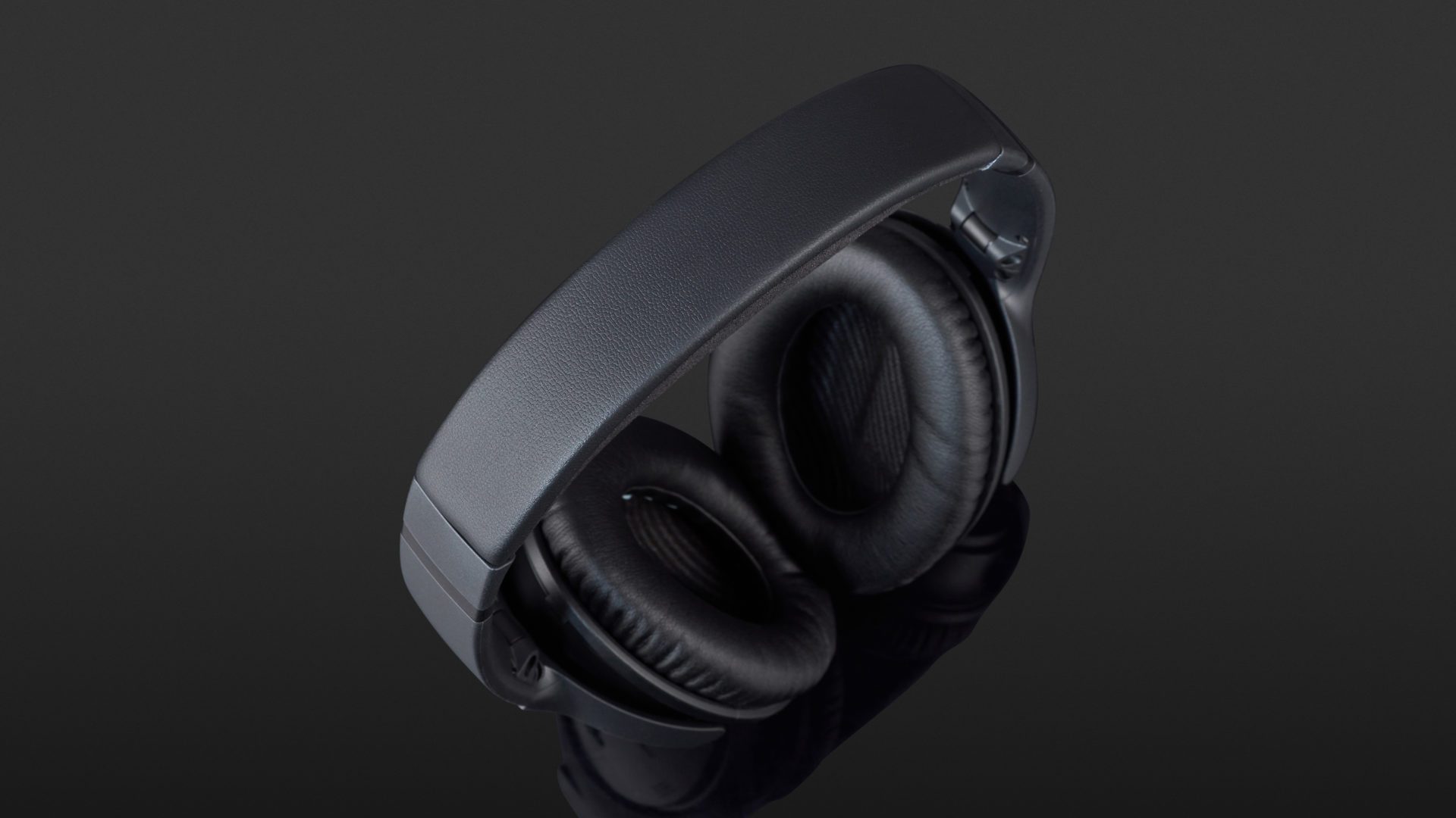 Bose QuietComfort 35 II Review | headphonecheck.com