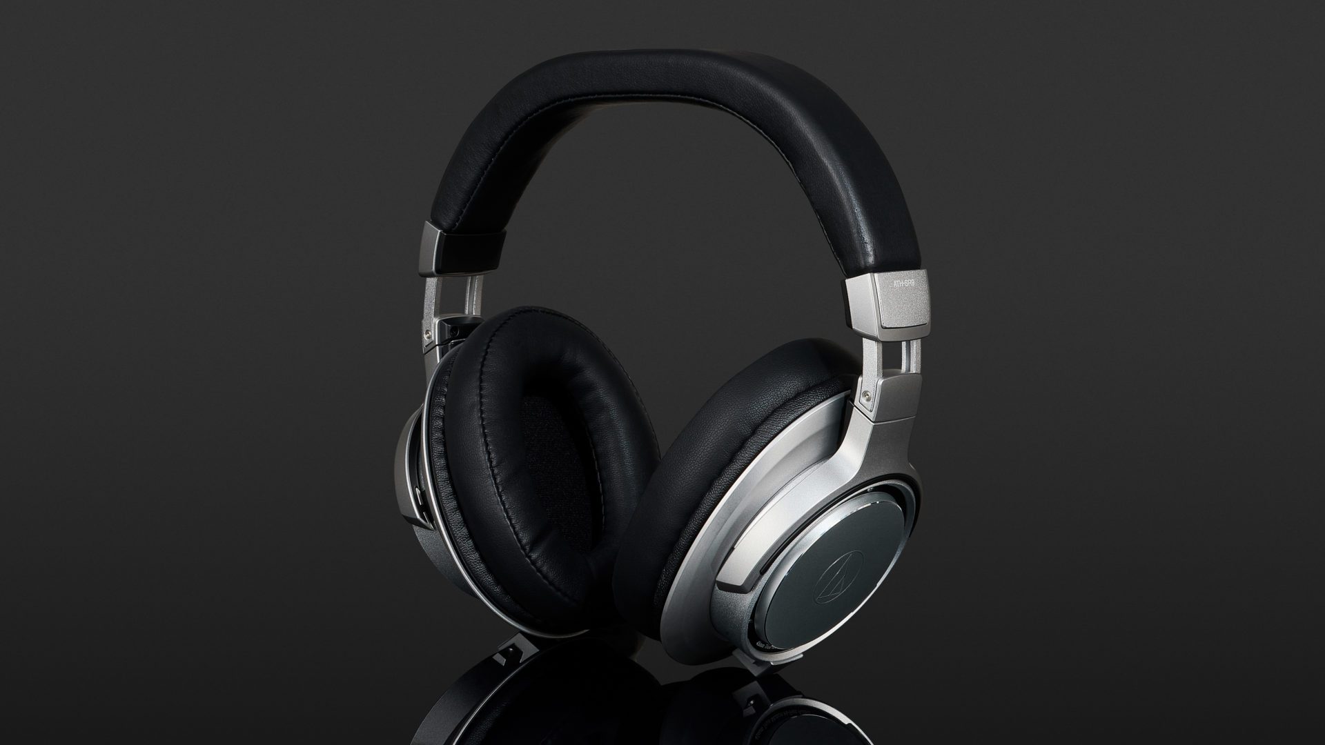Audio-Technica ATH-SR9 Review | headphonecheck.com