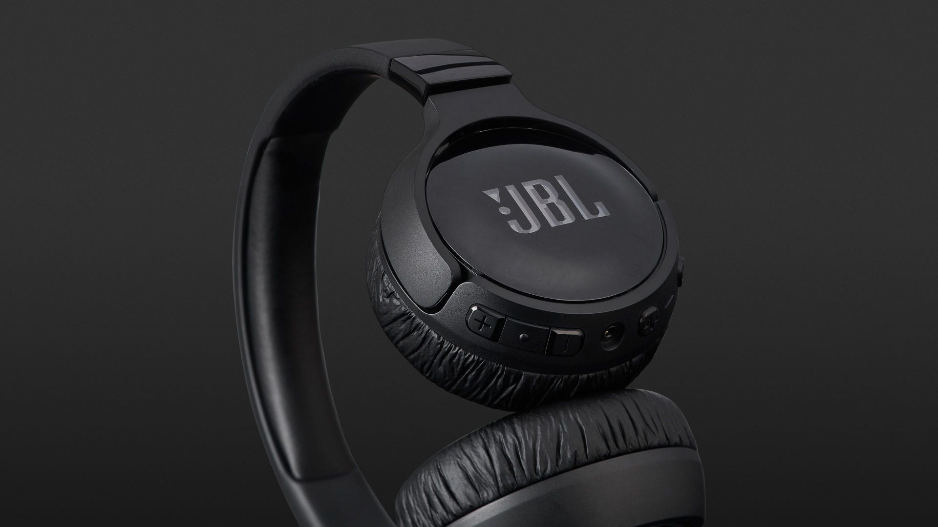 jbl btnc 600