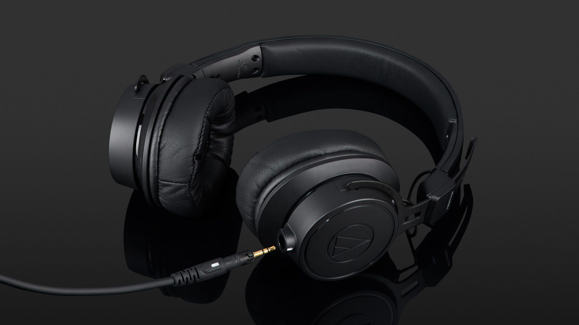 Audio-Technica ATH-M60x Review | headphonecheck.com