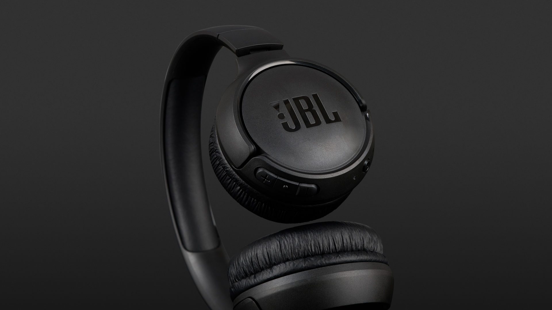 ustabil bad Sygdom JBL Tune 500BT Review | headphonecheck.com