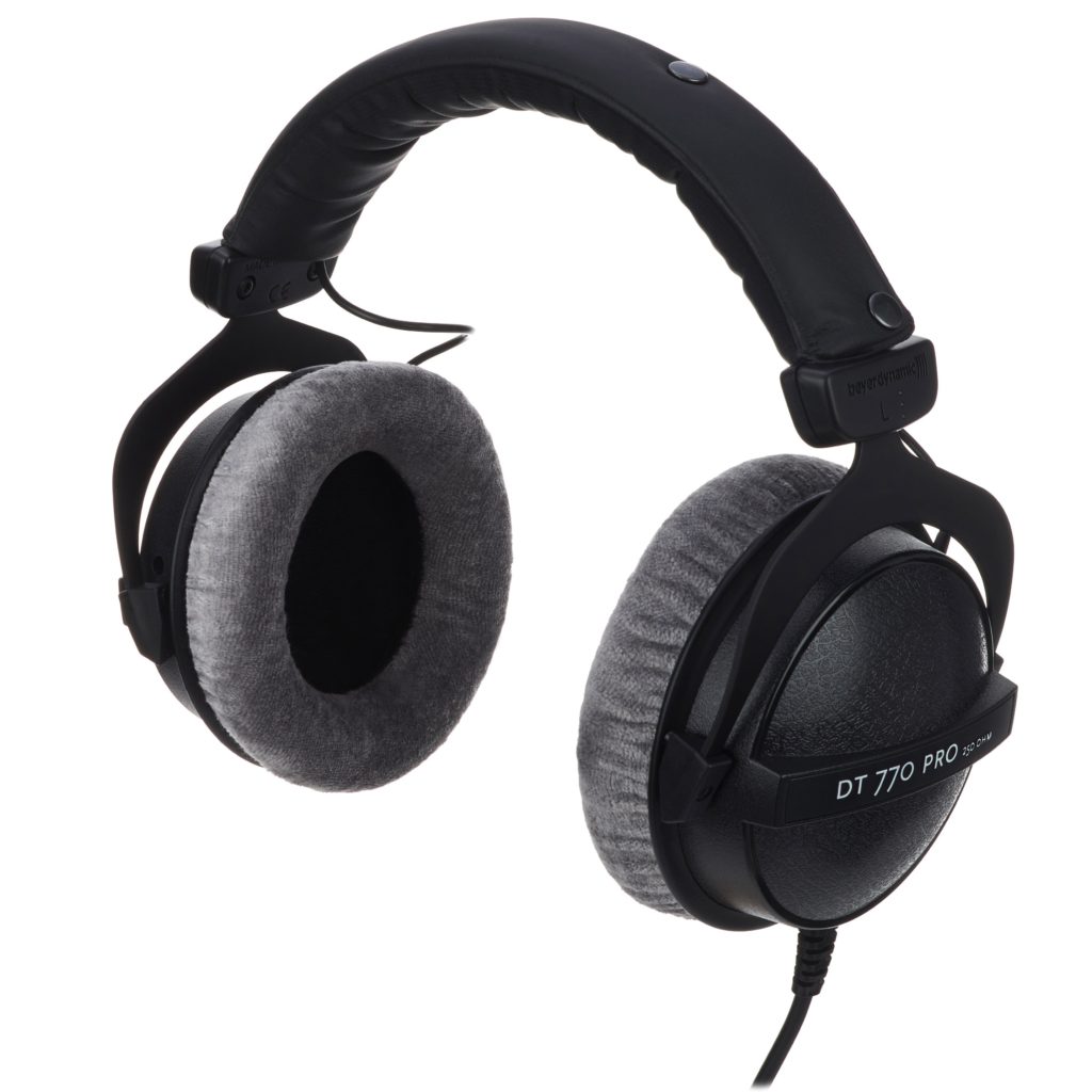 Beyerdynamic DT 770 Pro 250 Ohm Review | headphonecheck.com