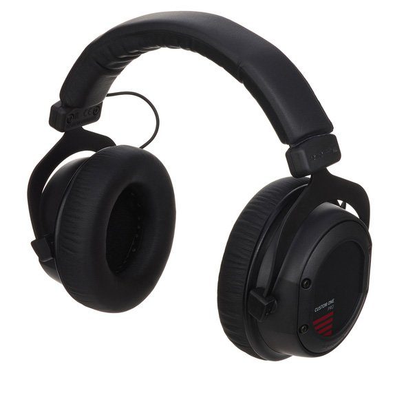 beyerdynamic custom one pro plus white