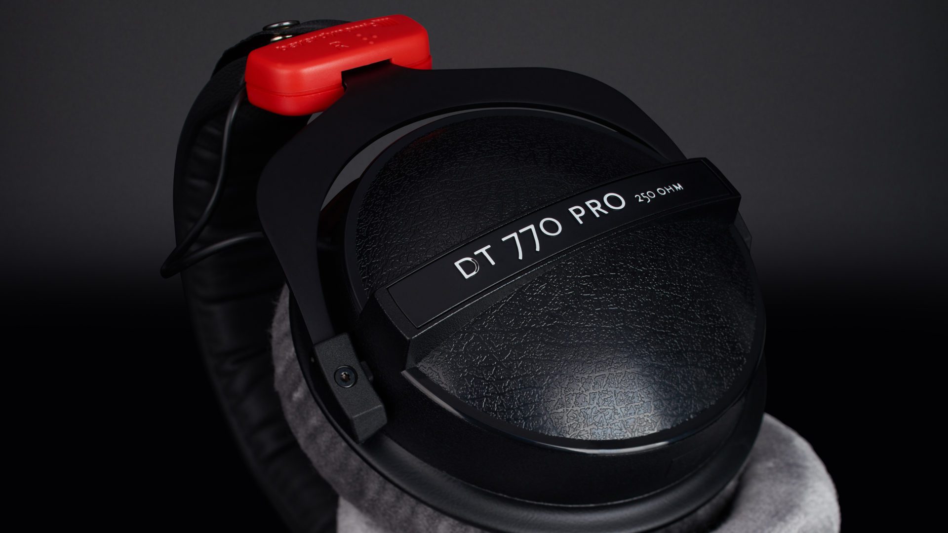 beyerdynamic dt 770 pro 250 ohm black
