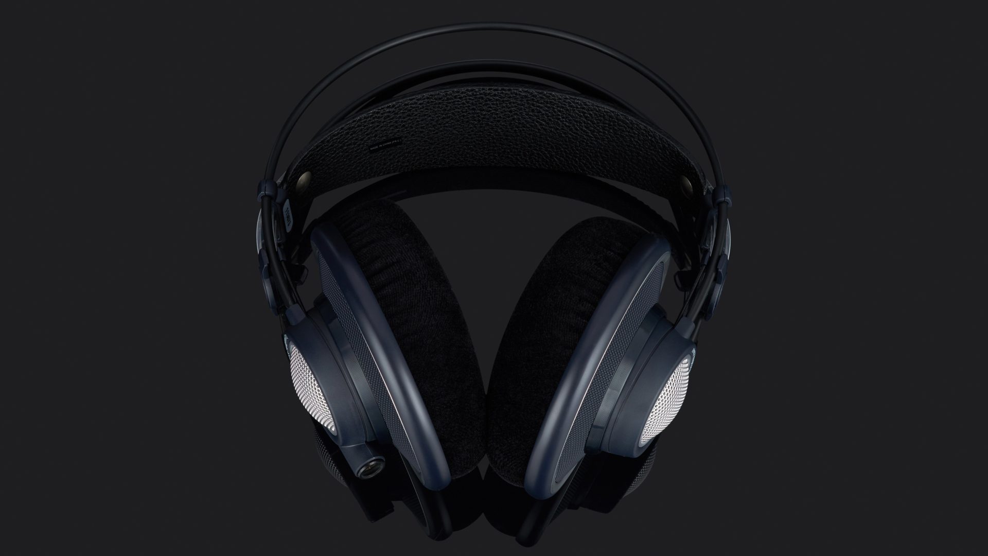 AKG K702 Review | headphonecheck.com