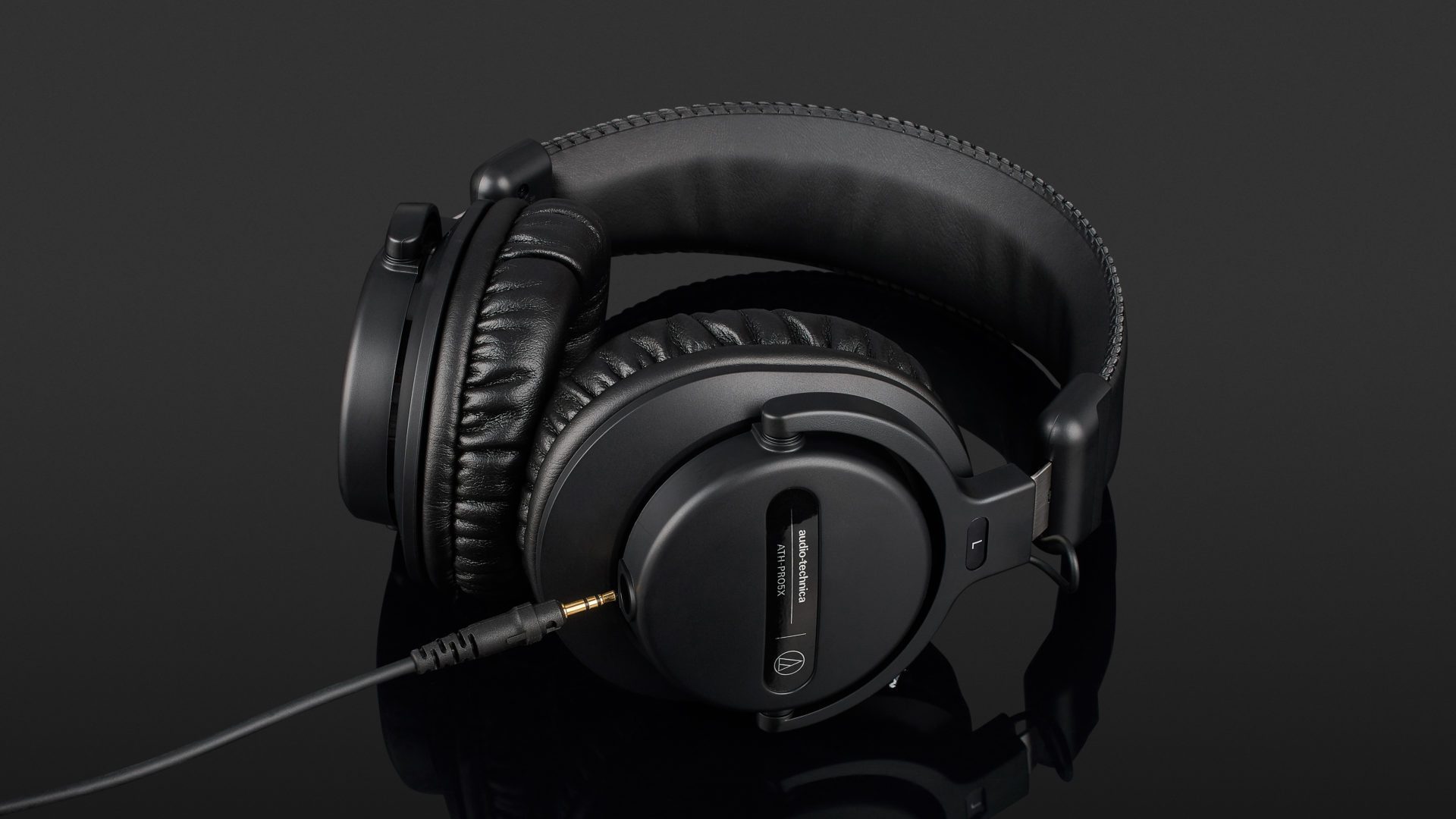 audio technica dj headphone