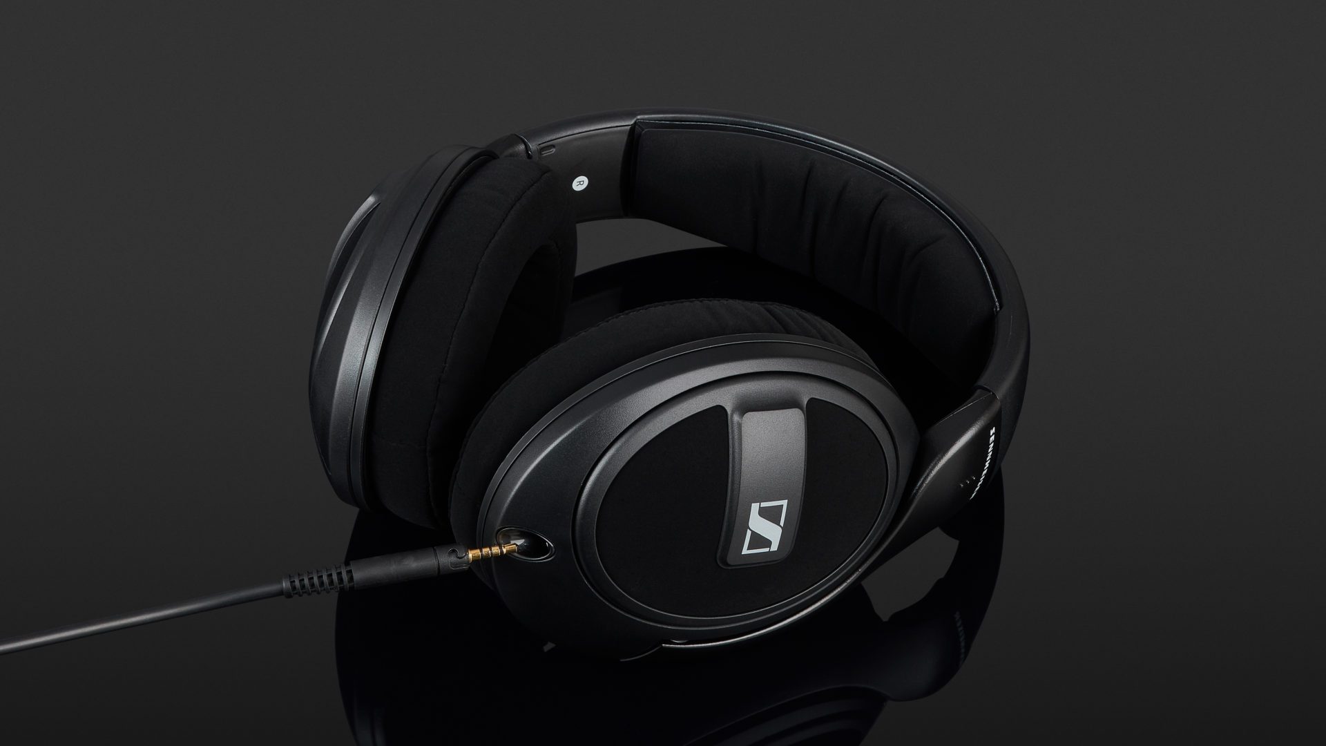 sennheiser hd 569 closed back