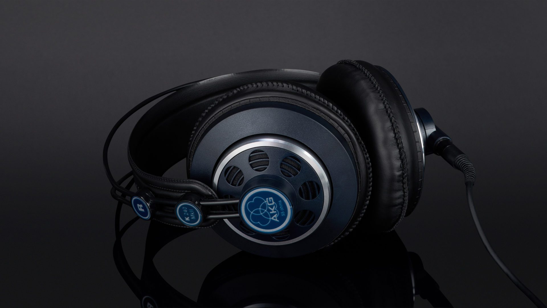 akg k240 bluetooth