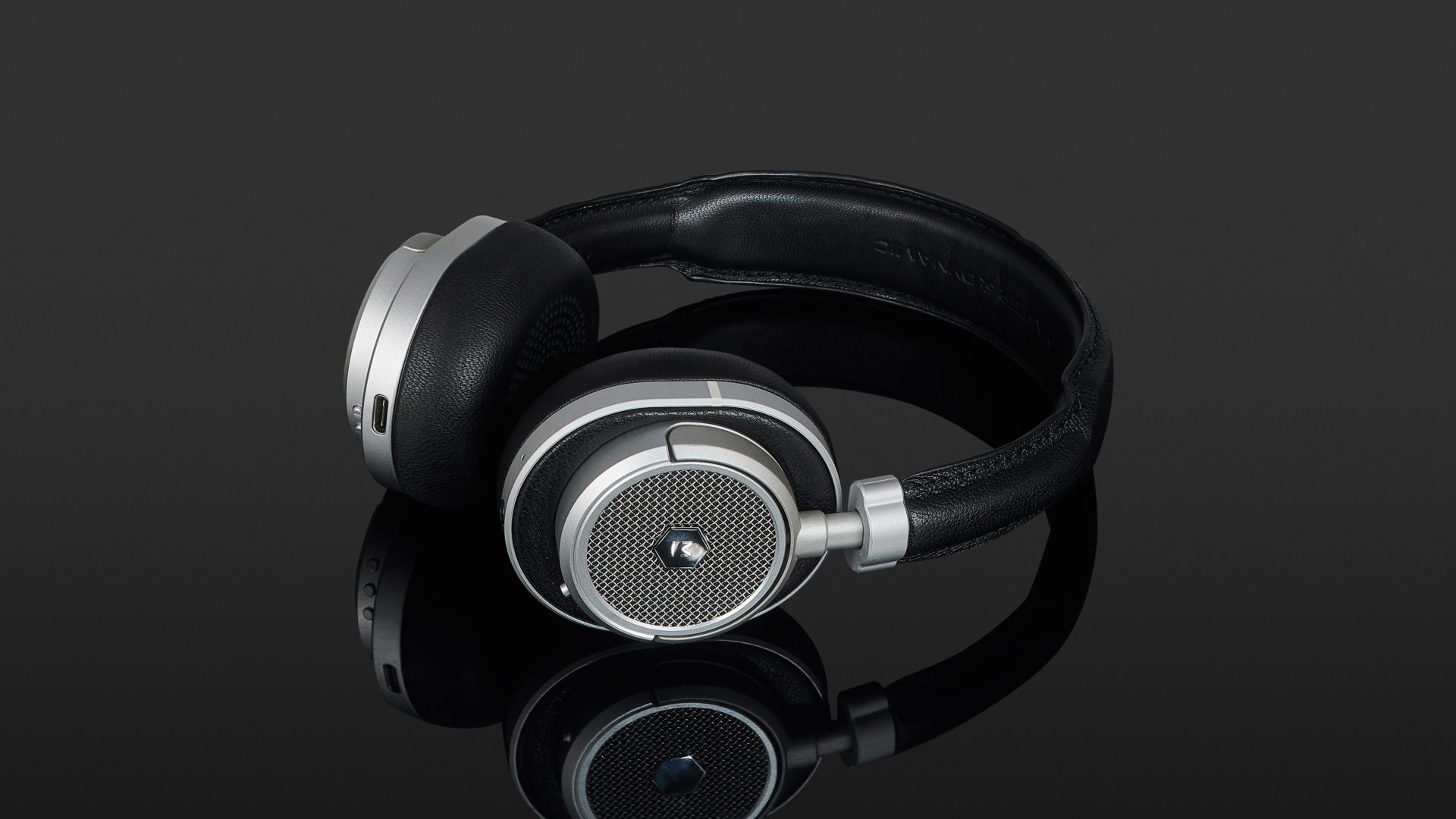 master and dynamic mw50 plus