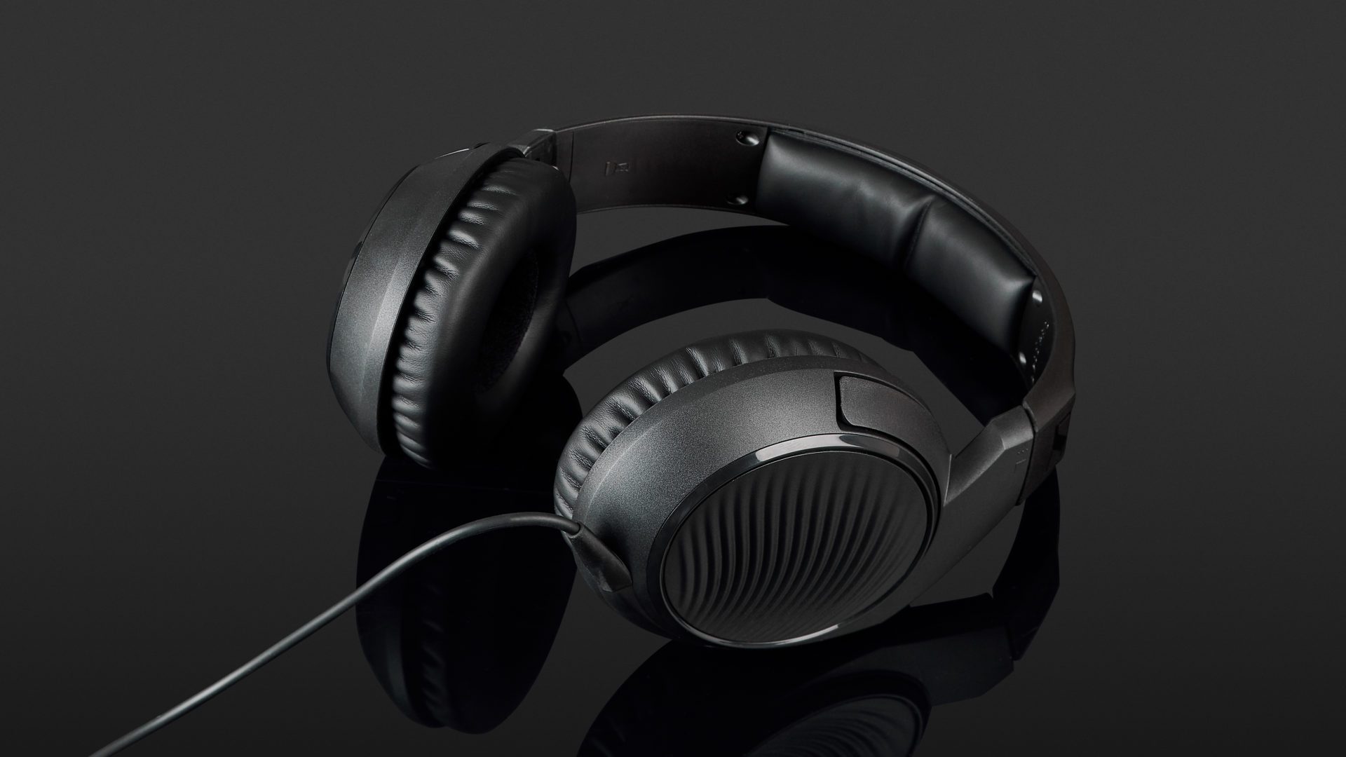 sennheiser hd 200 pro professional monitoring headphone