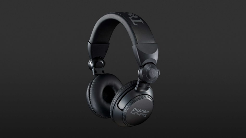 Technics EAHDJ1200 Review