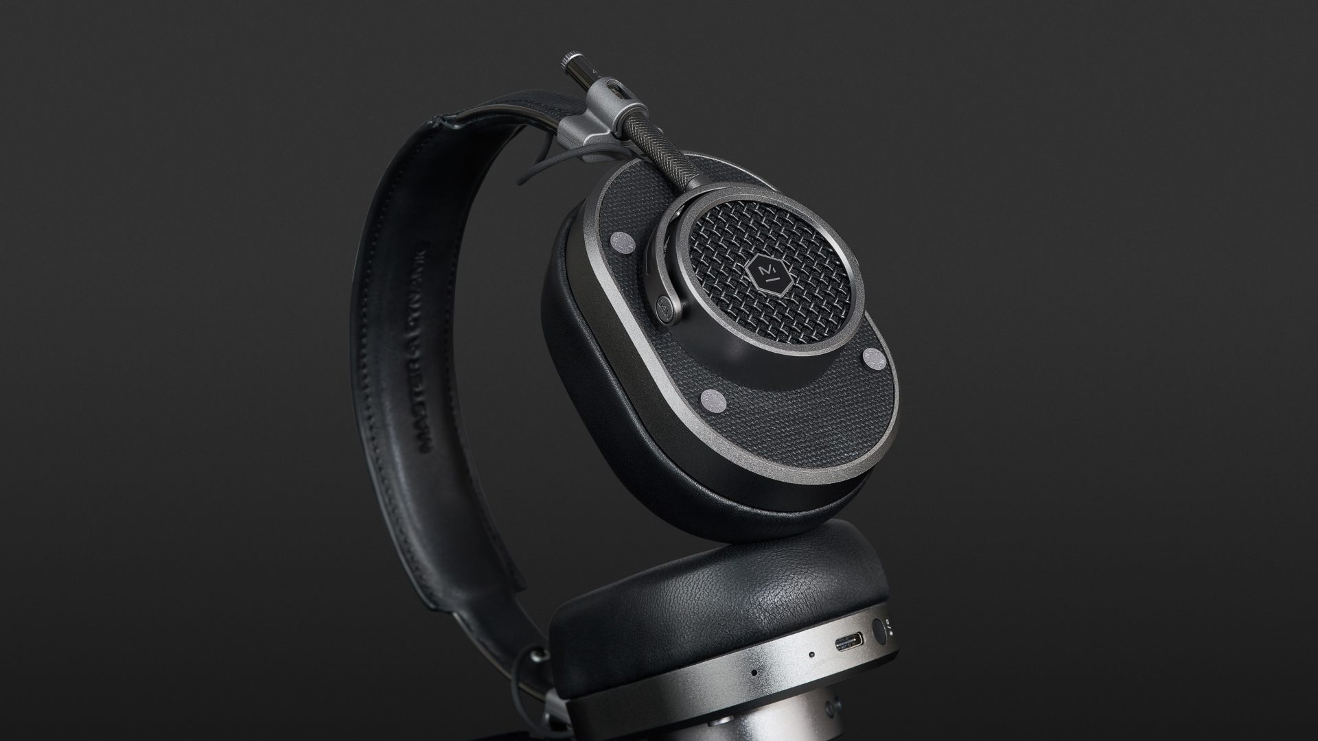 master & dynamic mw40