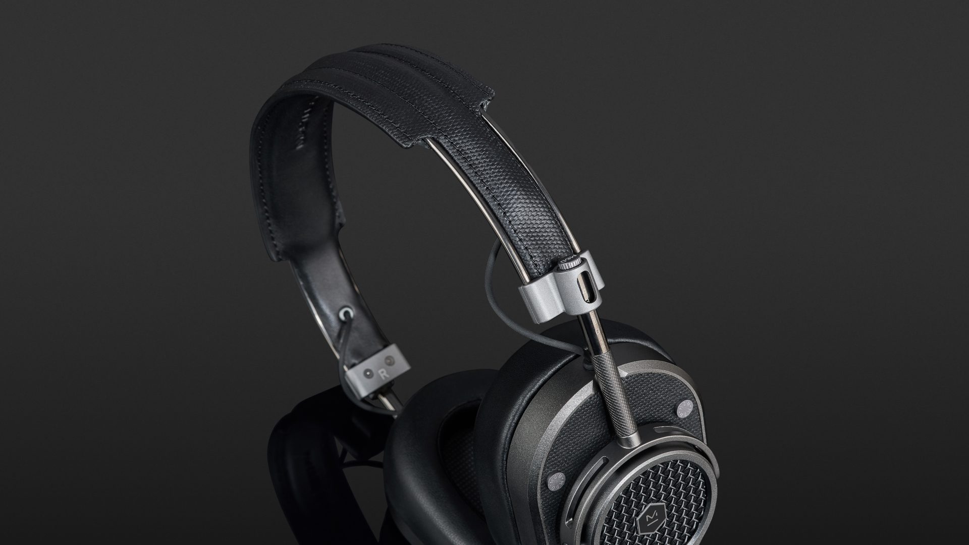 Master & Dynamic MH40 Wireless Review
