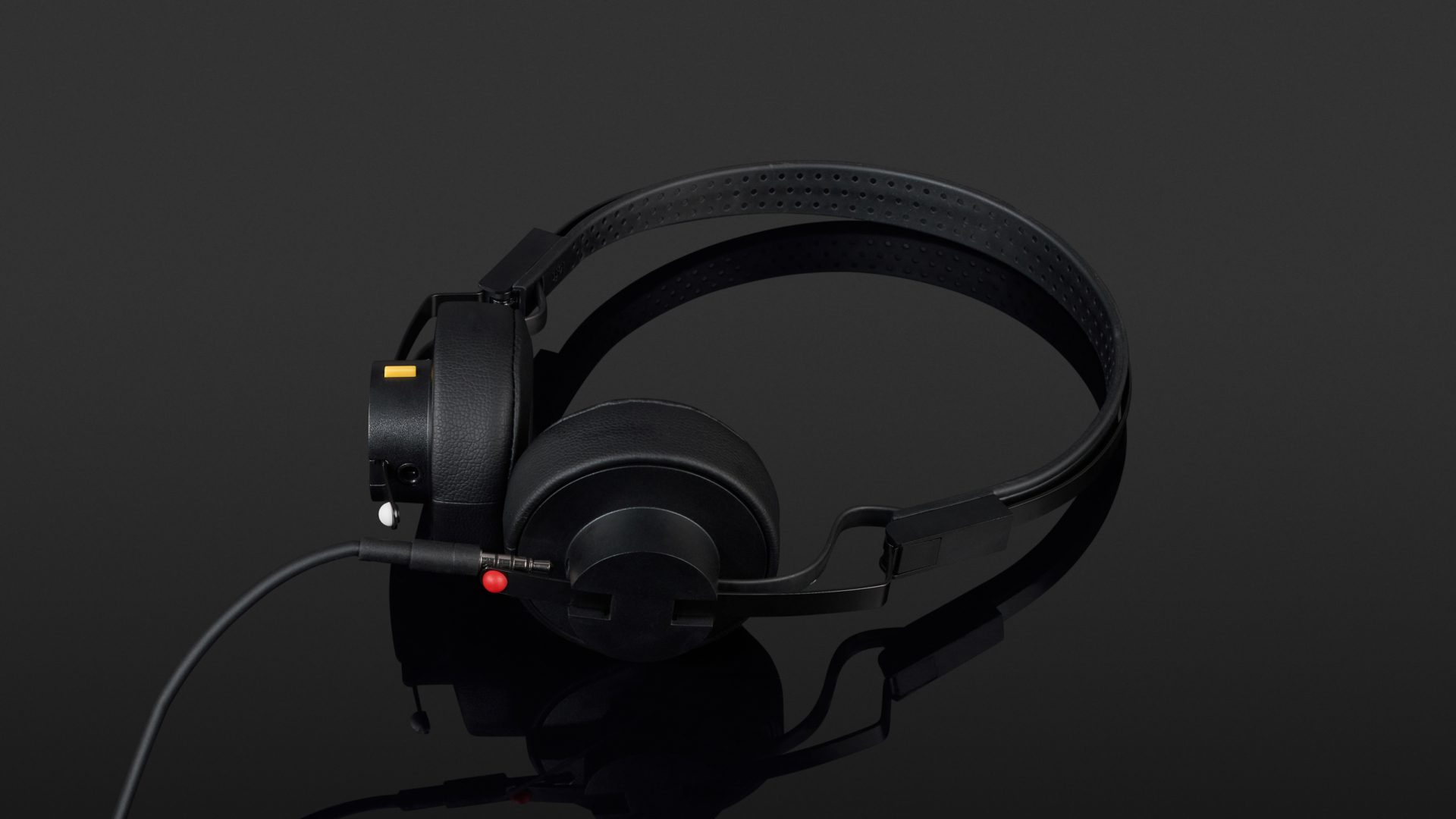 Teenage Engineering M-1 Review | headphonecheck.com