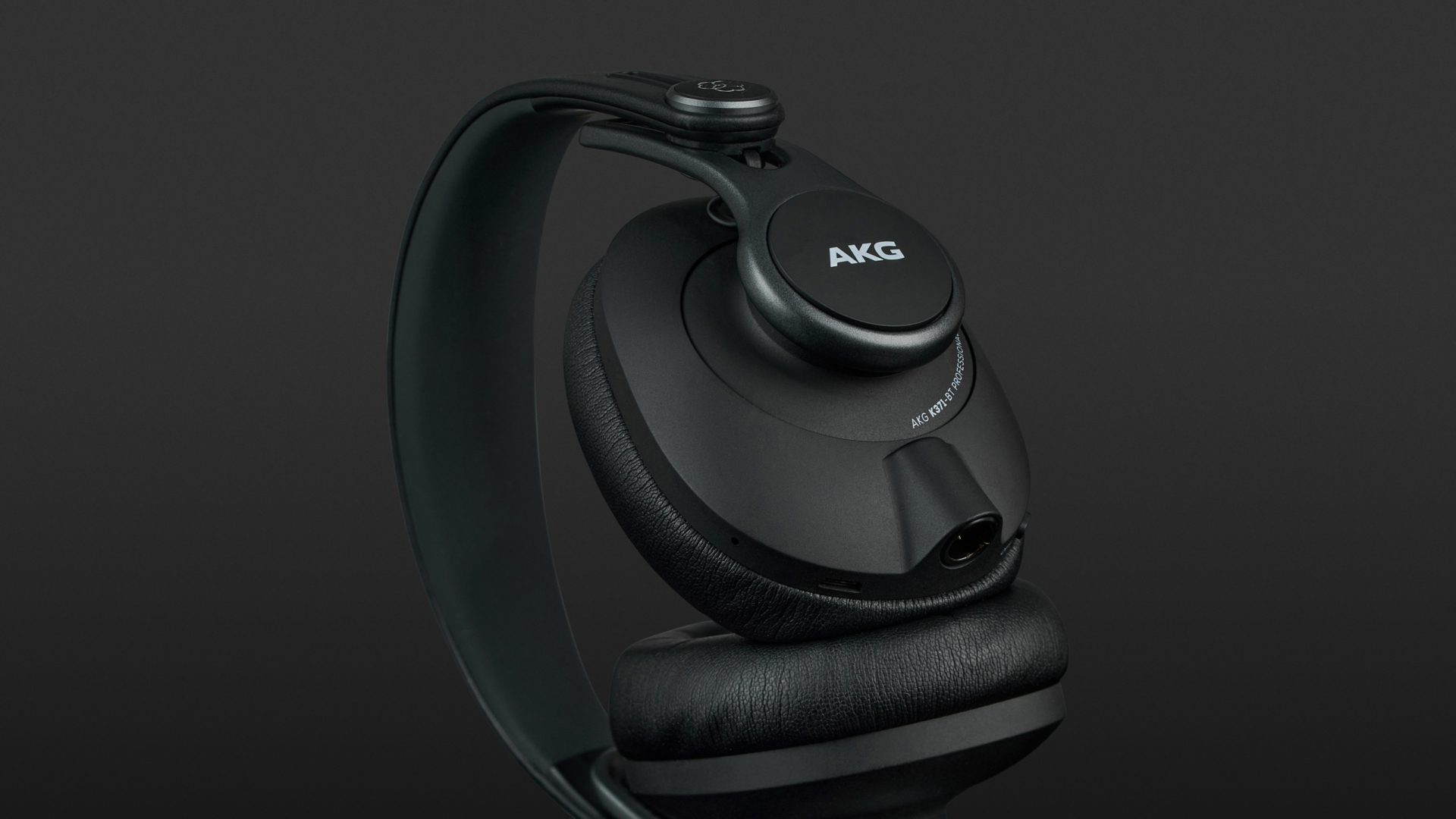 akg bt