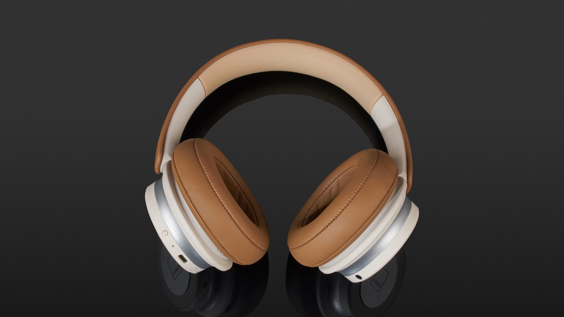 dali io 6 vs sennheiser momentum 3