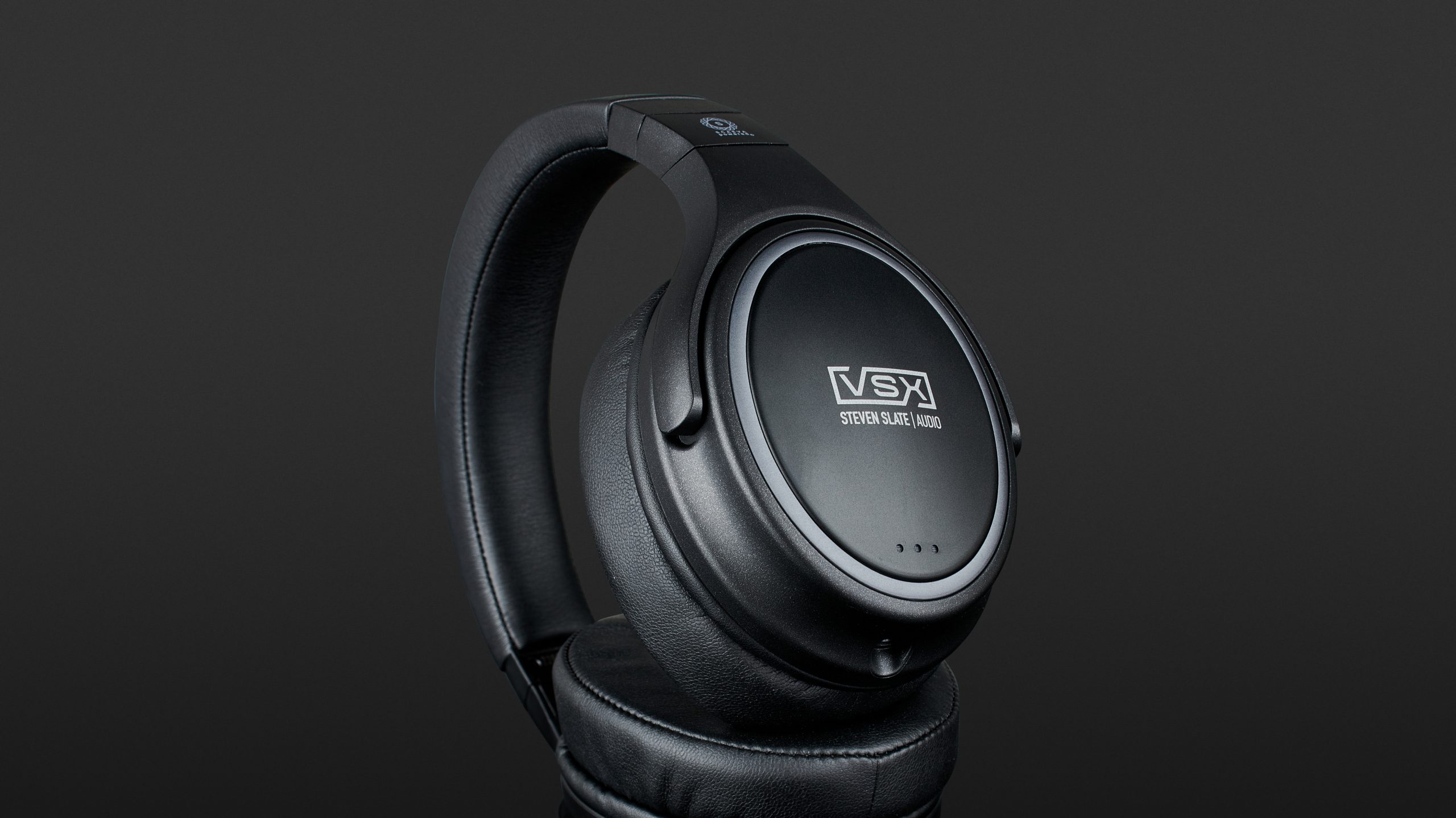 Steven Slate Audio VSX 2.0 Review | headphonecheck.com 高知インター店 Steven vsx audio slate ヘッドフォン